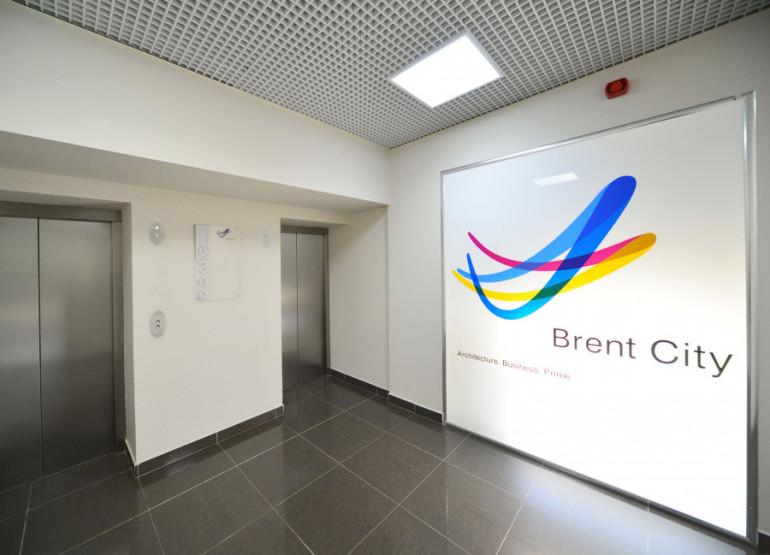 Брент Сити: Вид главного лифтового холла